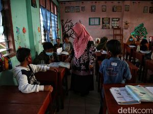 Foto: Merajut Asa Pendidikan Anak-anak di Pulau Perbatasan Rupat