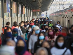 Studi UI Ungkap Tak Sedikit Warga yang Percaya COVID-19 Konspirasi Elit Global