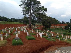 Tunggu Penurapan, TPU Pondok Ranggon Tambah 250 Makam Khusus COVID