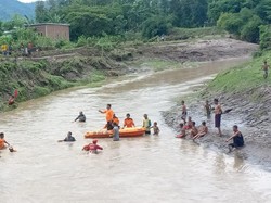 Wanita Paruh Baya di Dompu NTB Hanyut Terbawa Arus saat Mandi di Sungai
