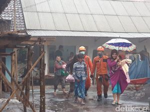 Gunung Semeru Diprakirakan Diguyur Hujan Ringan Pagi hingga Dini Hari Gunung Semeru Diprakirakan Diguyur Hujan Ringan Pagi hingga Dini Hari