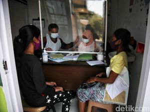 Melihat Aktivitas Petugas Medis di Pulau Terluar Rupat