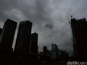 Terasa Lebih Dingin, Berapa Rata-rata Suhu di Jakarta Saat Ini?