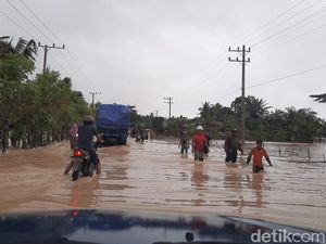 18 Rumah-4 Jembatan Rusak Akibat Banjir di Aceh Timur