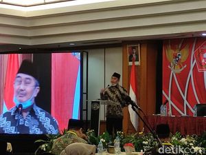 Jimly: Demo Berjilid-jilid Banyak Mudarat, Apalagi Jika Pelihara Kebencian