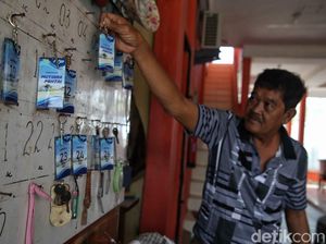 Kepala Sekolah Beralih Jadi Pengusaha Hotel Pertama di Pulau Rupat