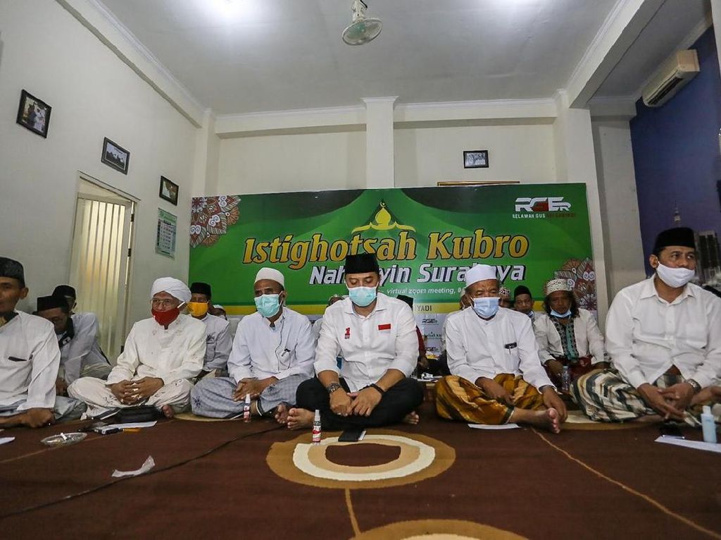 Gelar Istigasah, Gus Muwafiq dan Nahdliyin Surabaya Doakan Eri Cahyadi Gelar Istigasah, Gus Muwafiq dan Nahdliyin Surabaya Doakan Eri Cahyadi