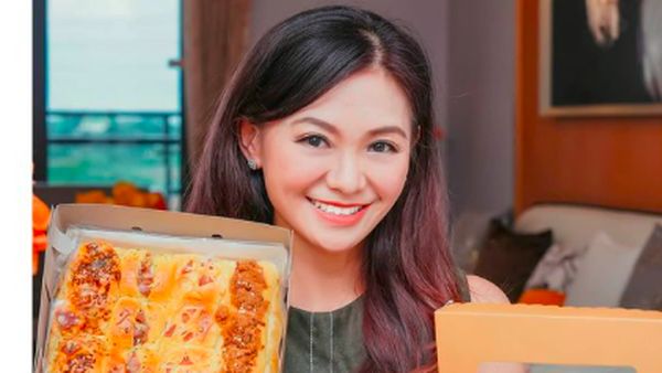 10 Gaya Puspa Dewi, Nenek Awet Muda yang Makin Hitz Setelah Viral