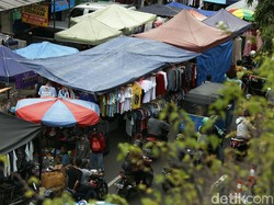 Jakarta PSBB Ketat, Kasatpol Ingatkan PKL Tak Patuh Prokes Bisa Dibubarkan
