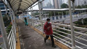Bakal Direvitalisasi, JPO Sudirman Akan Dilengkapi Jalur Sepeda