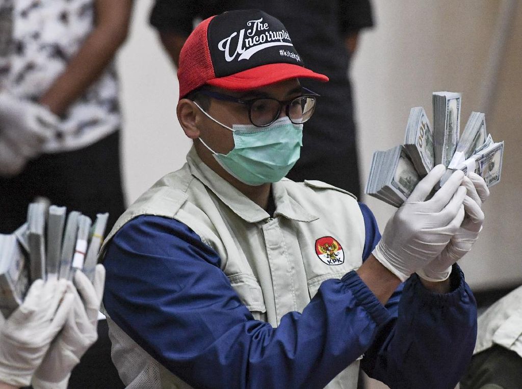 KPK: Uang Rp 8,8 M Diduga Untuk Keperluan Menteri Sosial KPK: Uang Rp 8,8 M Diduga Untuk Keperluan Menteri Sosial