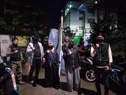 Masa Tenang Pilkada Makassar, KPU-Bawaslu Turunkan APK Paslon