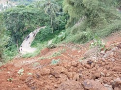 Tebing 100 Meter di Cianjur Longsor, Akses Antar Kecamatan Lumpuh