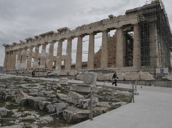 Acropolis yang Makin Ramah Difabel