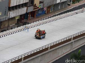 Melihat Uji Coba Perdana Flyover Purwosari Solo Melihat Uji Coba Perdana Flyover Purwosari Solo