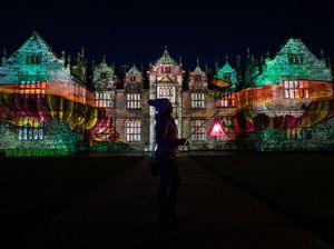 Festival Lampu Terangi Taman Botani Inggris Festival Lampu Terangi Taman Botani Inggris