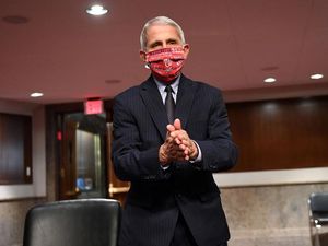 Imbauan Pakai Masker Jadi Kutipan Paling Terkenal di AS Tahun 2020