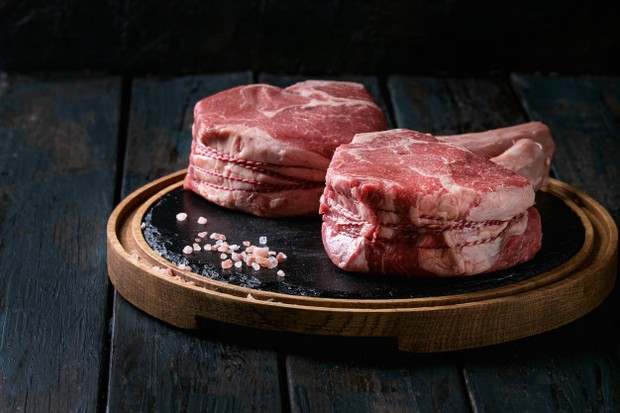 Bertujuan agar daging menghasilkan kulit yang renyah dan keemasan.