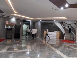 Sudah 5 Jam Penyidik KPK Geledah Kemensos Terkait Suap Bansos COVID-19