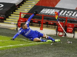 Video: Gini Nih Aksi Vardy Bikin Rusak Tiang Corner