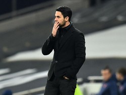 Fans Geram Lihat Mikel Arteta Dorong Pemain Arsenal yang Cedera