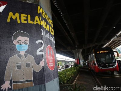 Mural Lawan COVID-19 Hiasi Tiang Tol