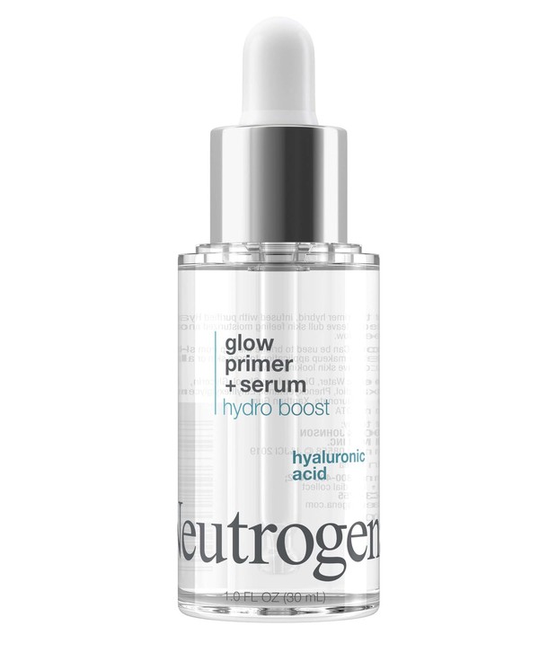 Cobalah primer atau hibrida serum dari Neutrogena agar kulit tetap lembap saat mengenakan makeup.