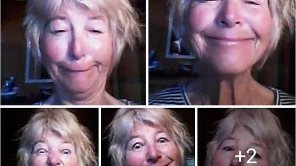 Momen Kocak dan Menggemaskan Saat Orang Tua Main Medsos