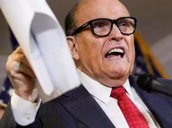 Rudy Giuliani, Pengacara Donald Trump Positif Corona