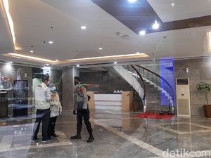 Geledah Kantor Kemensos, KPK Sita Dokumen Terkait Suap Bansos Corona