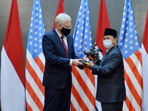 Plt Menhan AS Temui Prabowo di Jakarta, Ini yang Dibahas