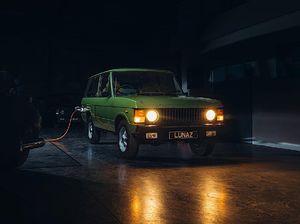 Ketika Range Rover Klasik Disulap Jadi Mobil Listrik Ketika Range Rover Klasik Disulap Jadi Mobil Listrik