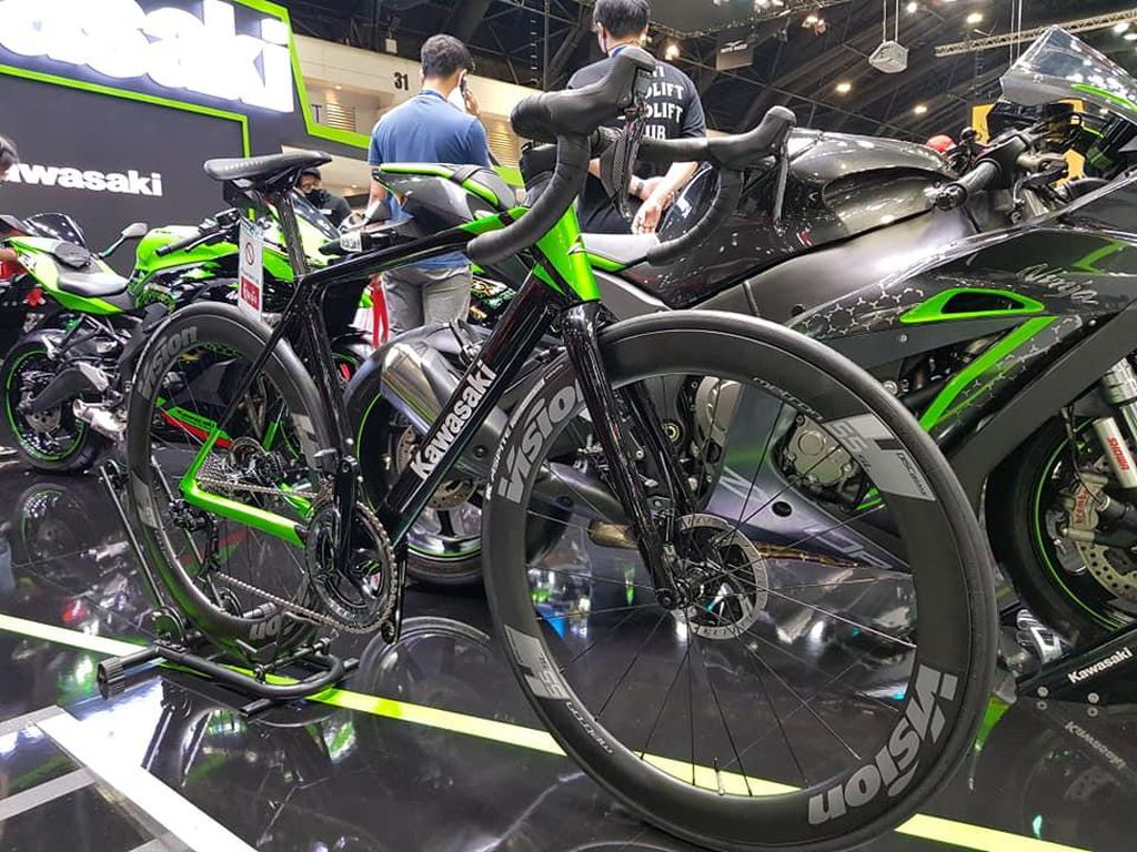 Kawasaki Bikin Sepeda, Harganya Lebih Mahal dari Ninja ZX-25R Kawasaki Bikin Sepeda, Harganya Lebih Mahal dari Ninja ZX-25R
