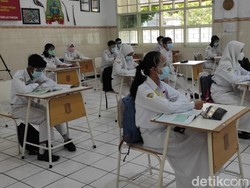 Saat Wali Murid di Surabaya Masih Keberatan dengan Sekolah Tatap Muka