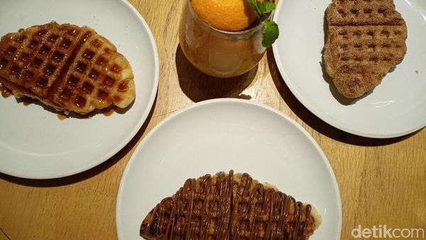 Croffle, Paduan Croissant dan Waffle yang Renyah Legit Bisa Dicicipi di Sini