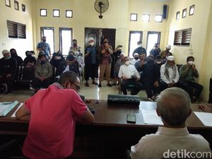 6 Pengikut Habib Rizieq Tewas Ditembak, FPI Sulsel cs Datangi DPRD 6 Pengikut Habib Rizieq Tewas Ditembak, FPI Sulsel cs Datangi DPRD