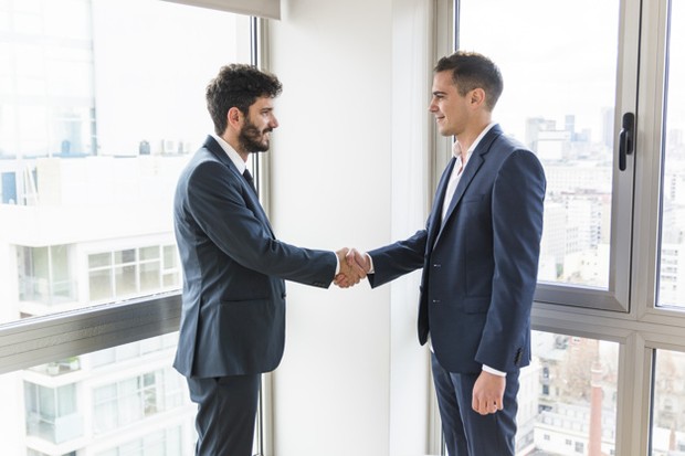 Backhanded Compliment/source:freepik.com Backhanded Compliment/source:freepik.com