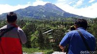 Berstatus Siaga, Gunung Merapi Tetap Indah Saat Cuaca Cerah
