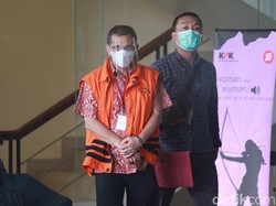 KPK Kembali Perpanjang Penahanan Walkot Cimahi Nonaktif Selama 30 Hari