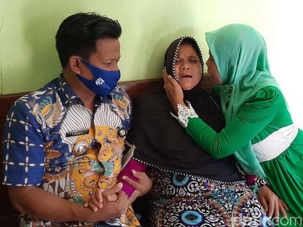 Duka Keluarga Dony, Korban Mutilasi di Bekasi