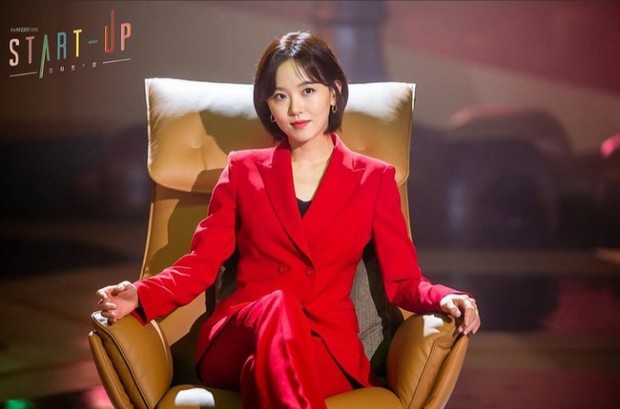 7 Office Look Ala Kang Hanna