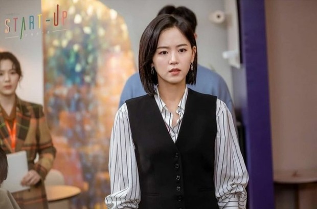 7 Office Look Ala Kang Hanna