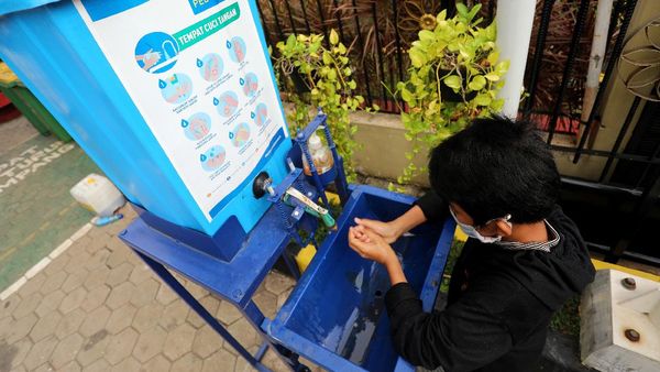 Peduli Kesehatan dengan Mencuci Tangan Sejak Dini