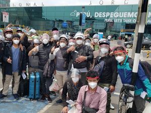 KBRI Lima Bantu Pemulangan 98 ABK ke RI KBRI Lima Bantu Pemulangan 98 ABK ke RI