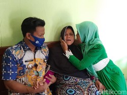 Tangis Ibunda Korban Mutilasi di Kalimalang Bekasi