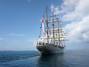 KRI Bima Suci Lanjut Berlayar ke Tual