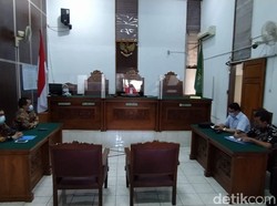 Hakim Tolak Praperadilan MAKI soal Pembelian Lahan Cengkareng Era Ahok