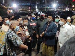 Keluarga Buka Suara soal 6 Pengikut Habib Rizieq Tewas Ditembak di Tol