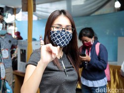 Jawaban Ayu Ting Ting Soal Menikah Tahun Depan