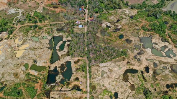 Tambang Emas Ilegal dan Kerusakan Lingkungan di Aceh